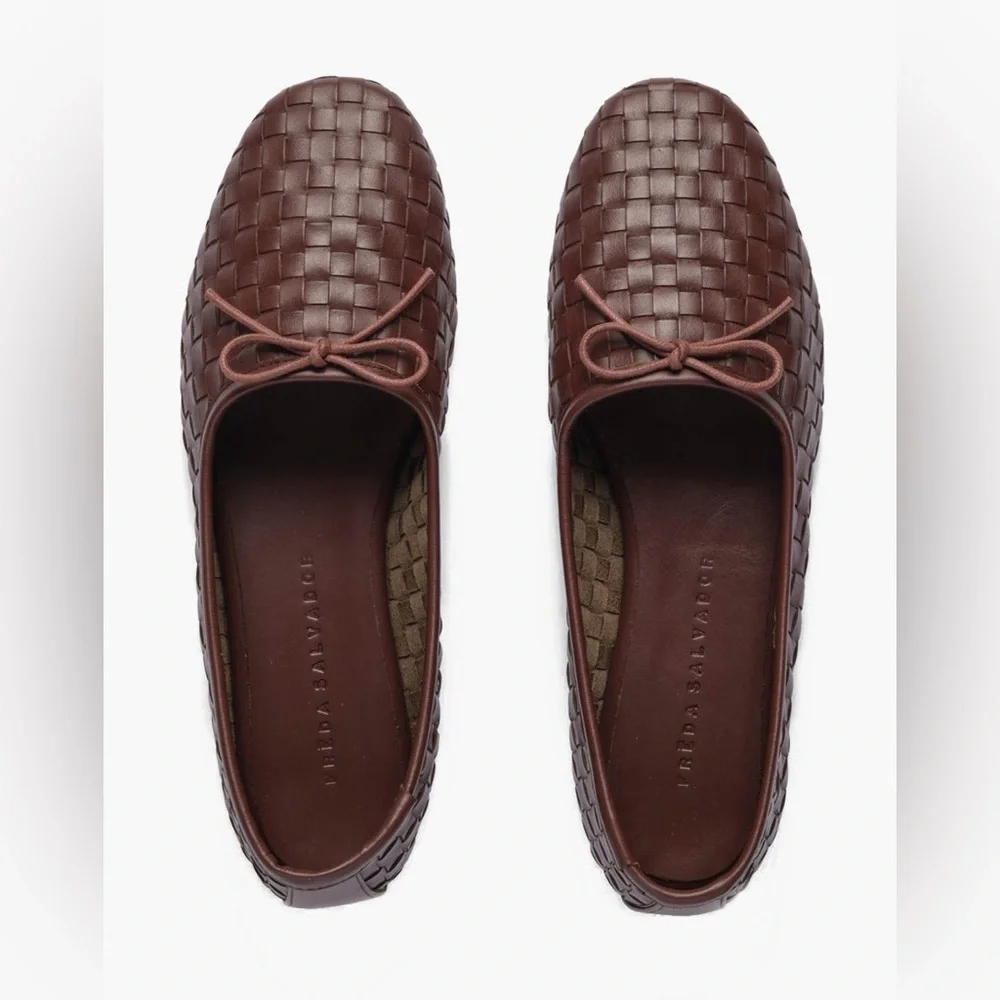 *last one* NEW IN BOX 〰️ FREDA SALVADOR roma ballet flat in umber woven leather - Picture 3 of 7